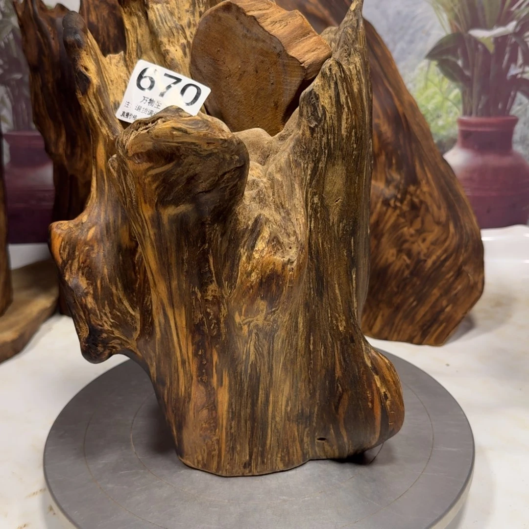 燃***里木花果香天然随型摆件，土埋老料自然香韵造型独特