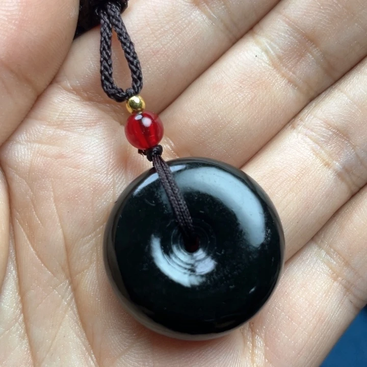 菜***叔和田玉未镶嵌颈饰