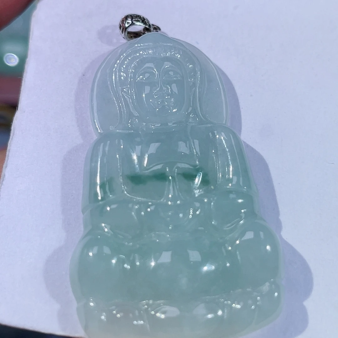 翡翠未镶嵌颈饰观音
