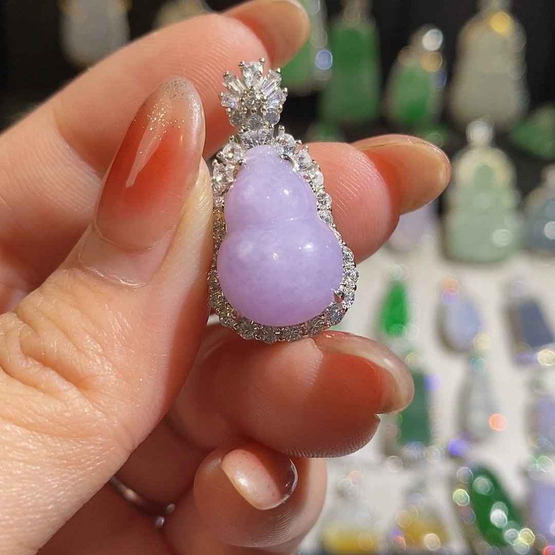 翡翠颈饰银S925镶嵌天然翡翠