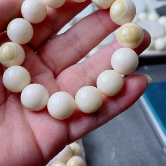 独独卡1.6白色手串