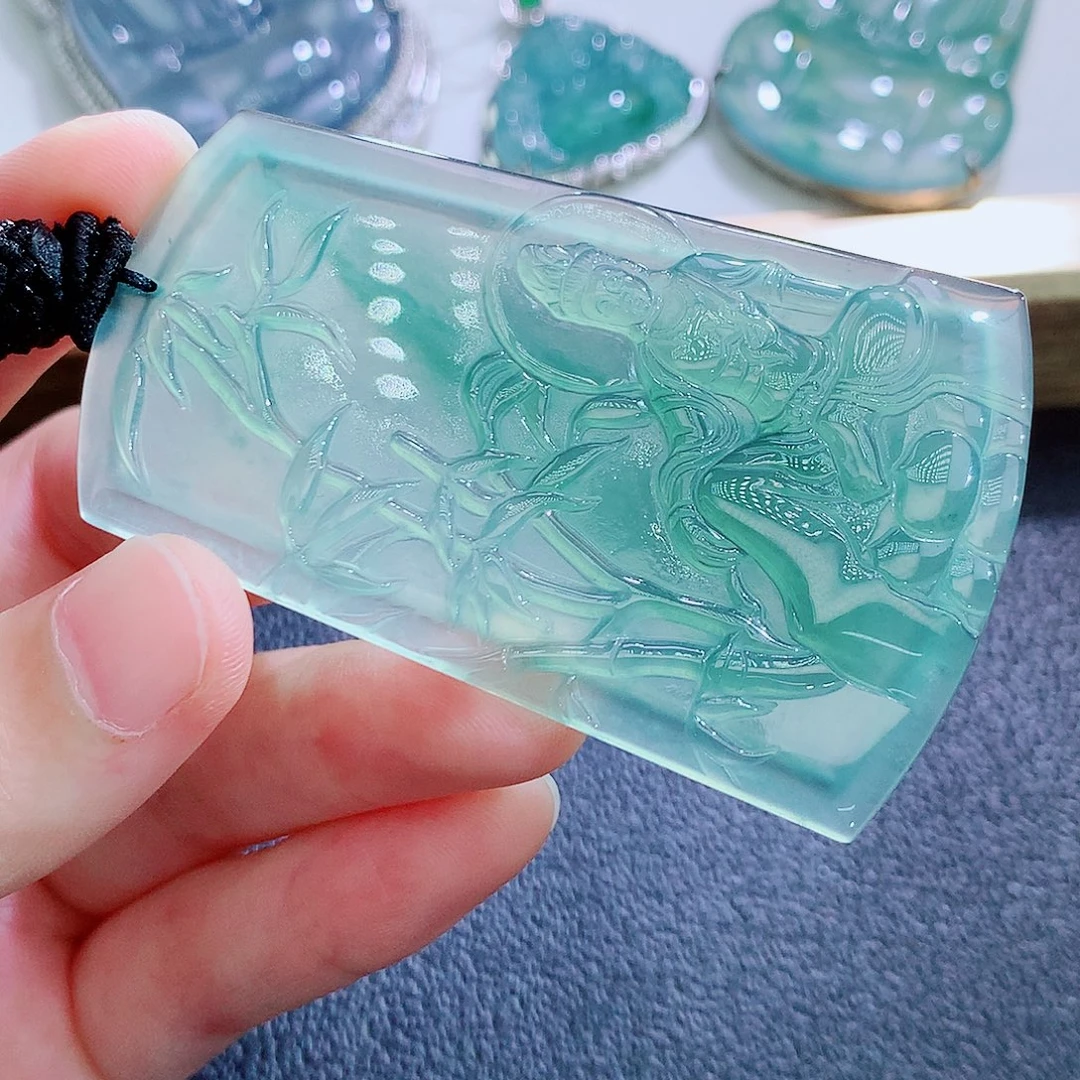 颈饰未镶嵌翡翠翡翠