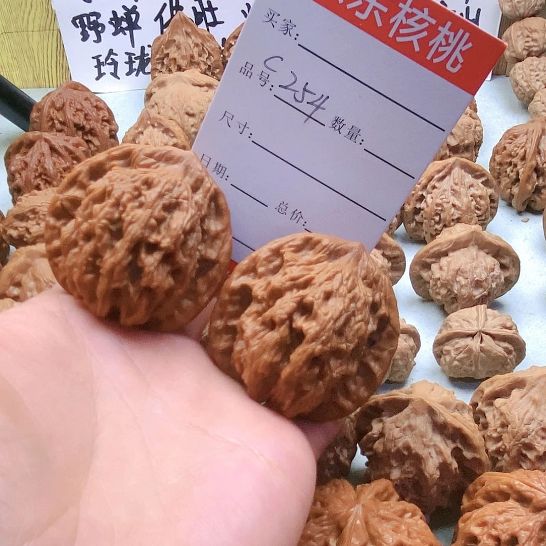 把件桃核254号虎头44尺