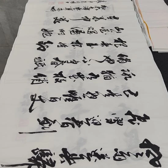 洛伊申国栋老师作品一副