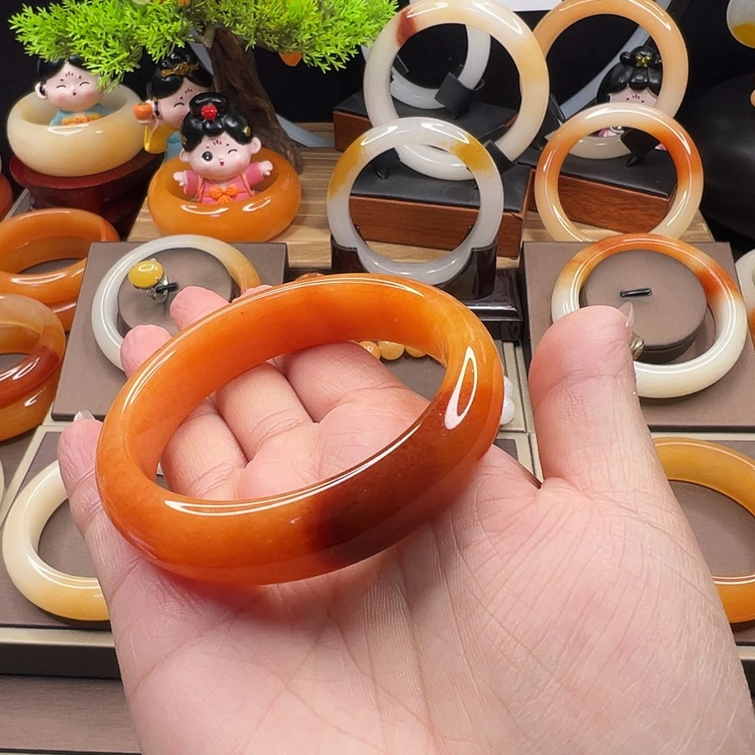 石英质玉（黄龙玉）未镶嵌手镯包容福利61.4