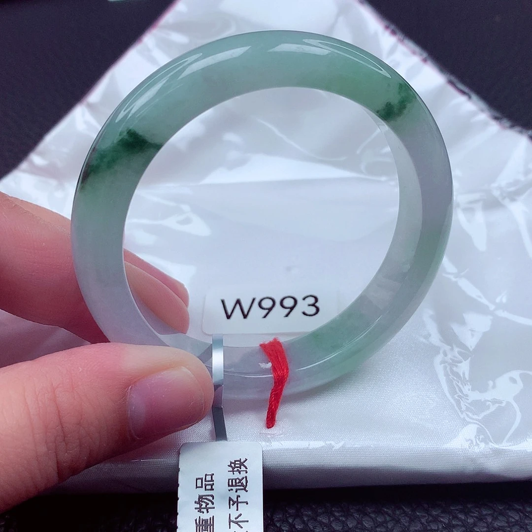 翡翠未镶嵌手镯天然缅甸翡翠A货