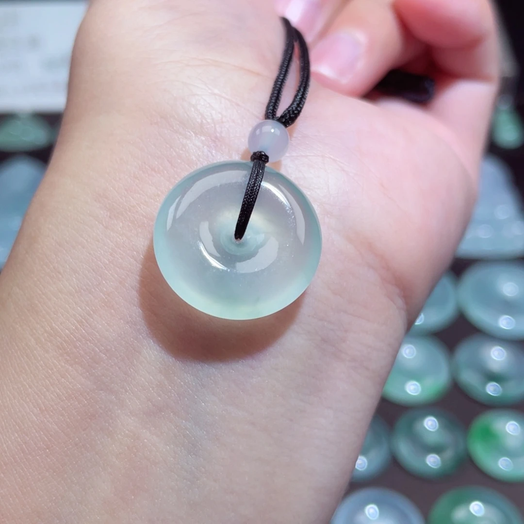 颈饰未镶嵌翡翠扣子