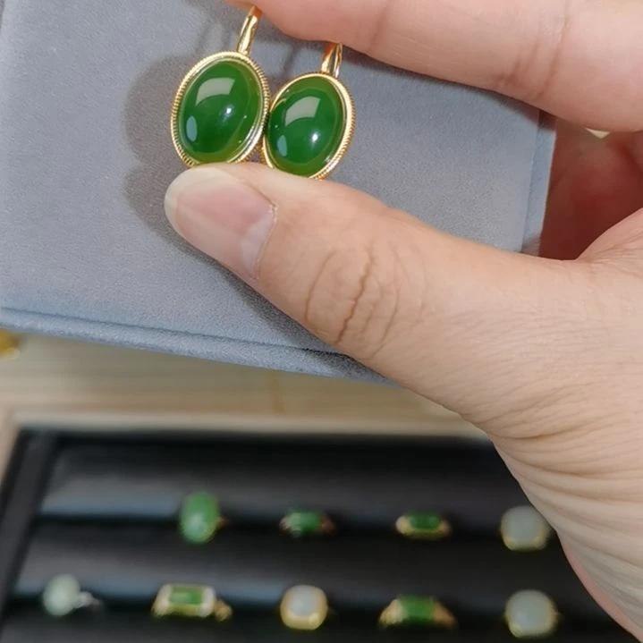 和田玉银S925镶嵌耳饰