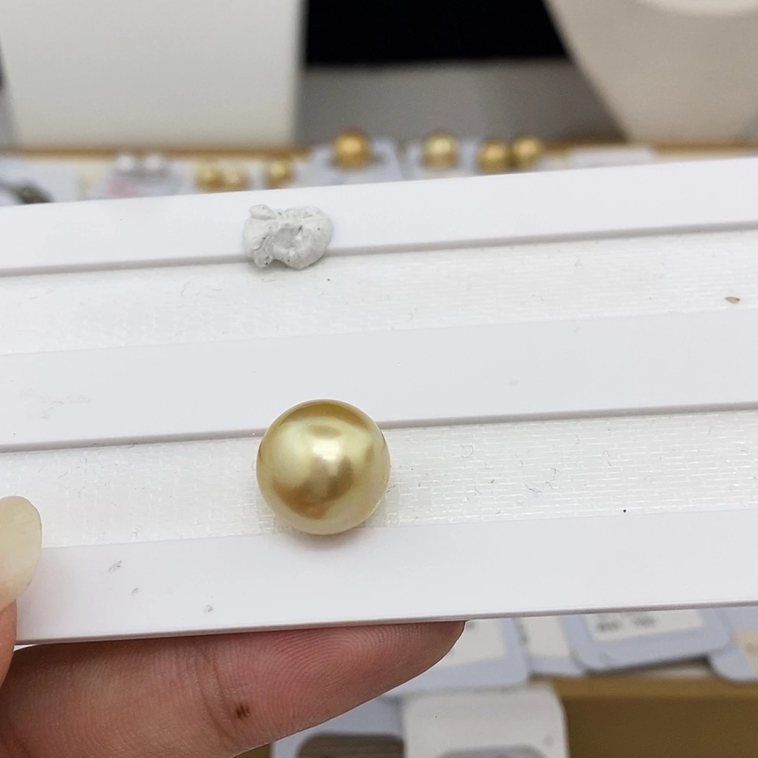 海水珍珠未镶嵌耳饰14.4金珠 单颗 无鉴赏