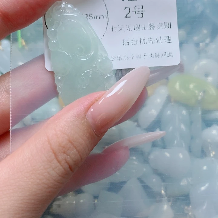 翡翠戒指未镶嵌翡翠