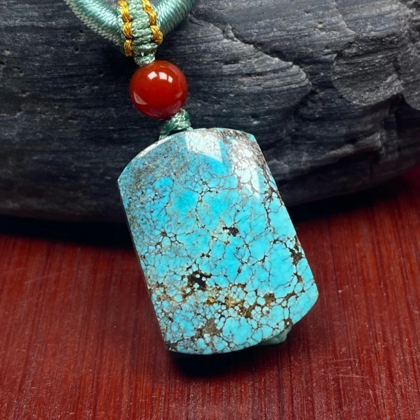 （531）湖北原矿玻璃瓷绿松石蓝网花无事牌17.3*23.7*7.1mm一物一证