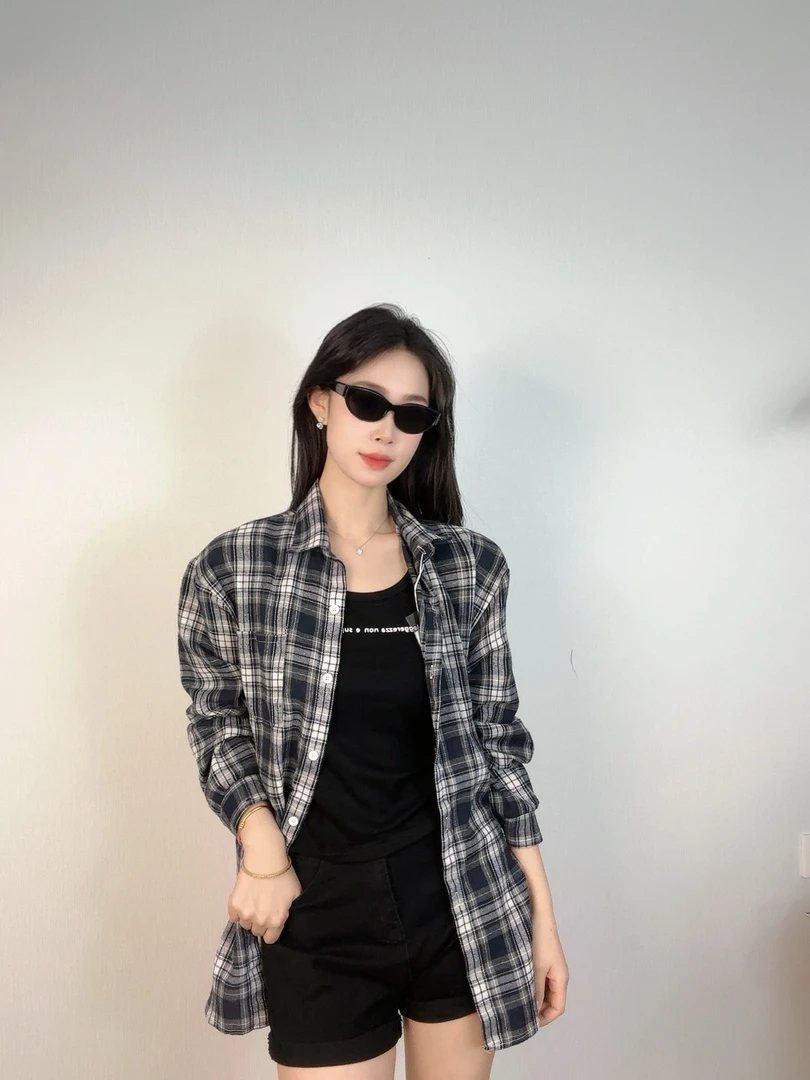 女士复古港风休闲薄款POLO领格子长袖衬衫新款上衣