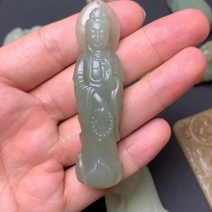 和田玉未镶嵌颈饰