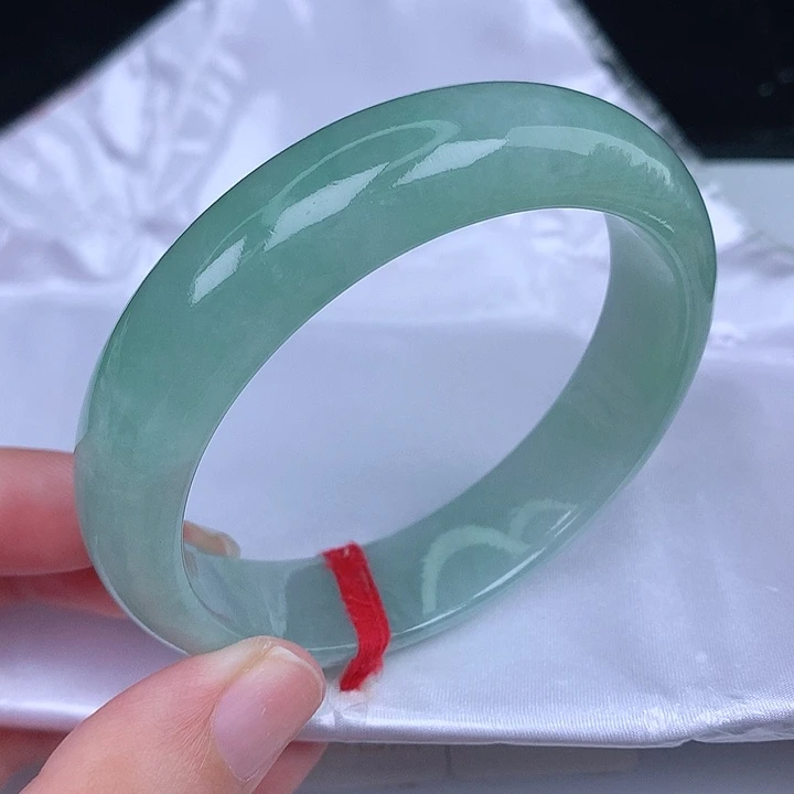 未镶嵌手镯翡翠天然