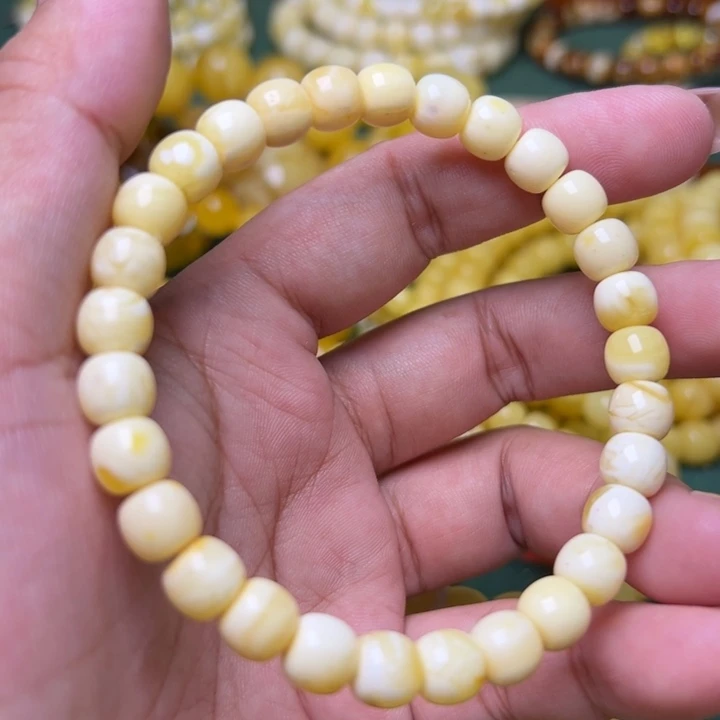 蜜蜡未镶嵌珠宝奇石