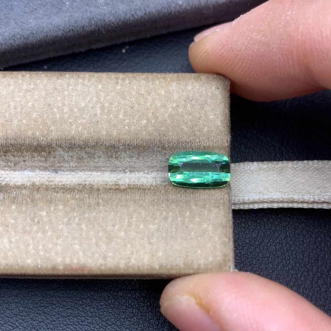 未镶嵌裸石碧玺1.88ct