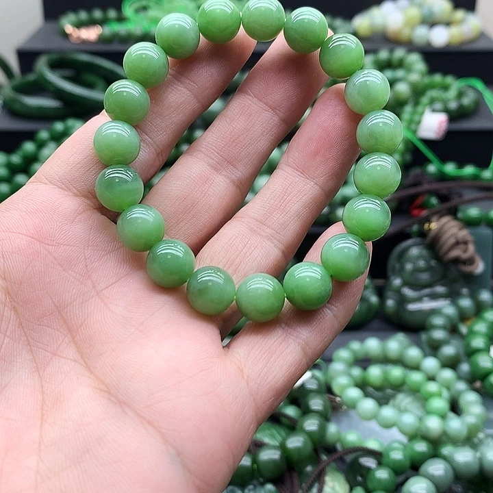 崔***怡未镶嵌手链和田玉（碧玉）