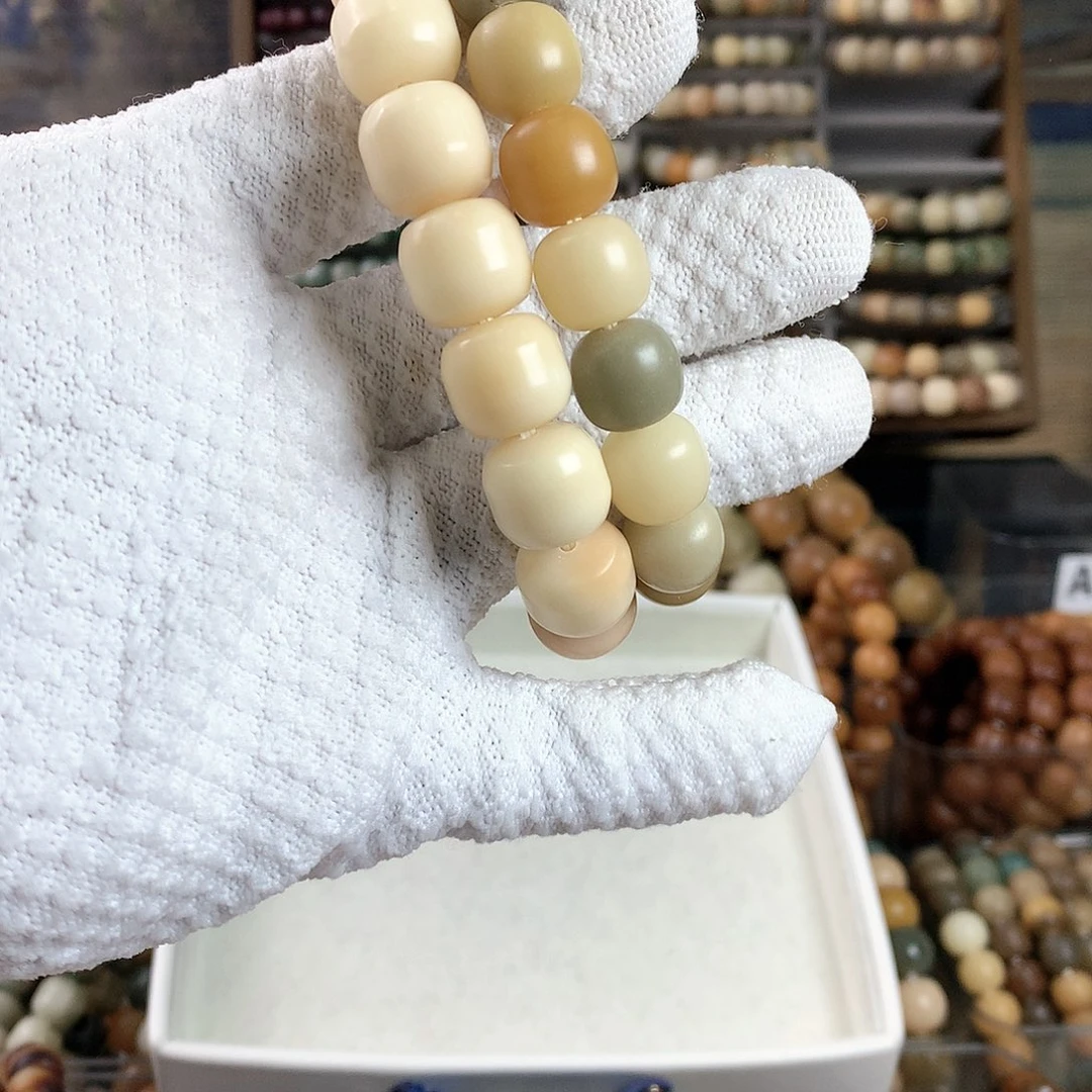 【闪购商品】菩提根/象牙果手串你****?