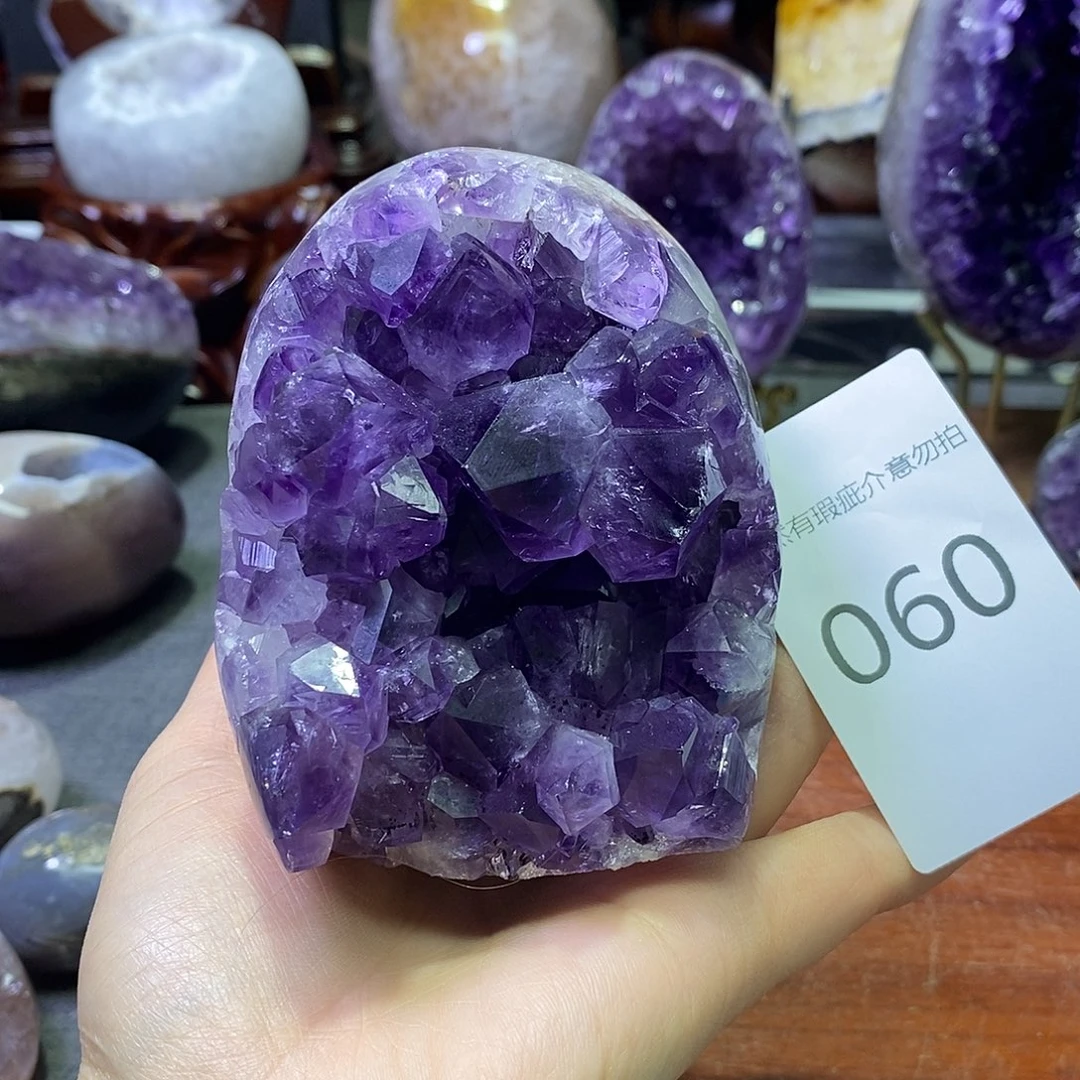 珠宝半成品未镶嵌紫晶