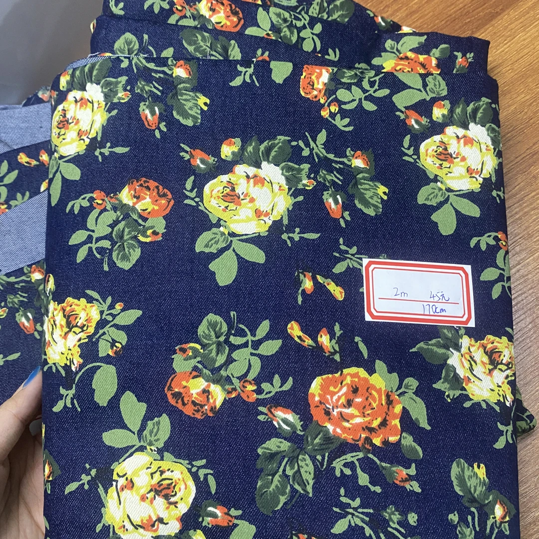 碎花印花牛仔厚料可用于手工DIY及服装制作的面料