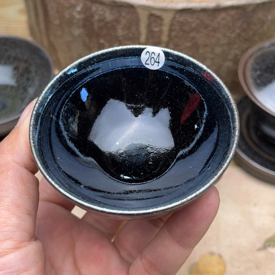 茶盏义兴龙窑坚持真柴烧