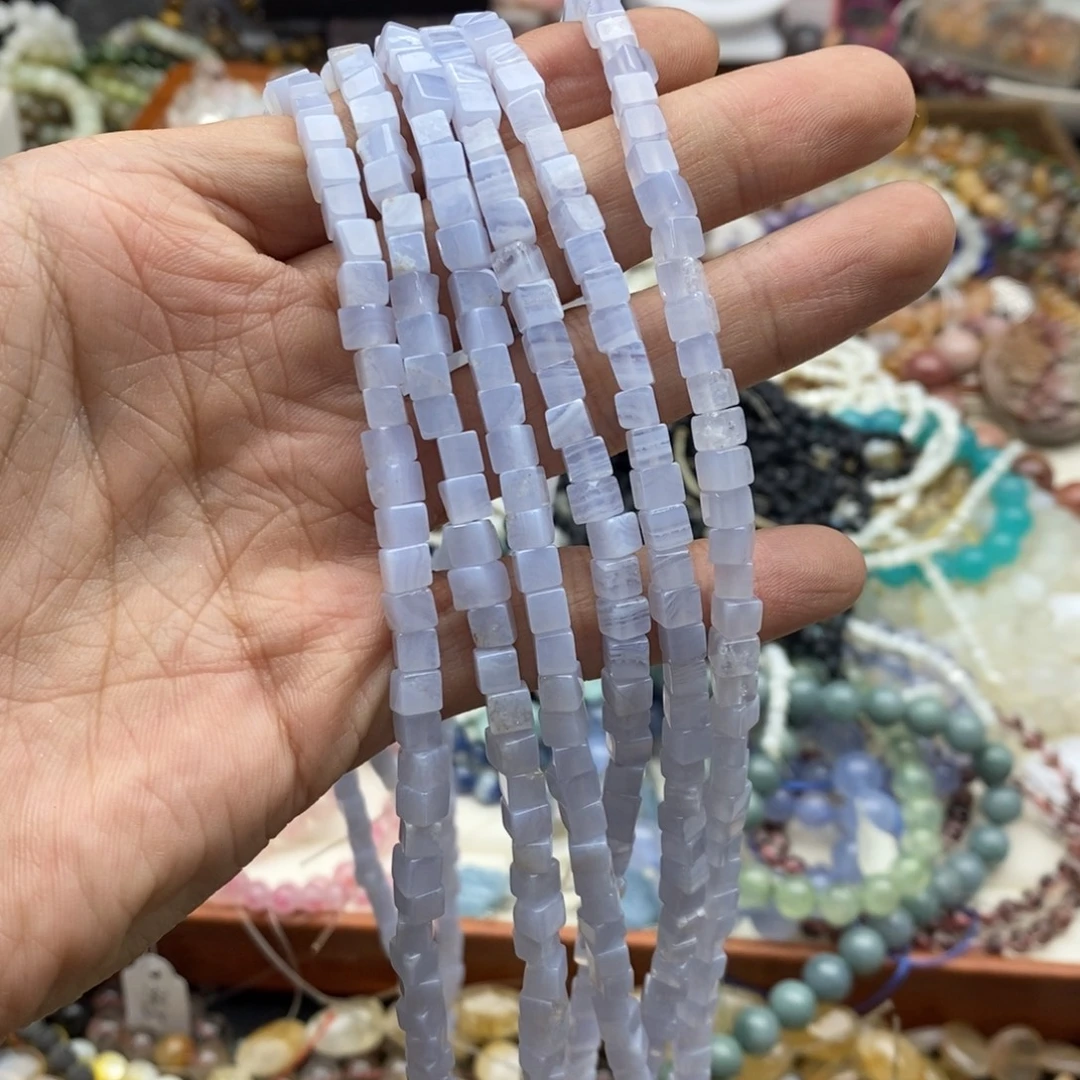 玛瑙/玉髓未镶嵌珠宝半成品一条天然4.5mm蓝纹玛瑙方糖