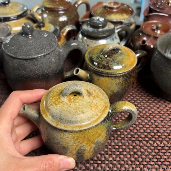 紫砂茶杯瑕手持壶摆件