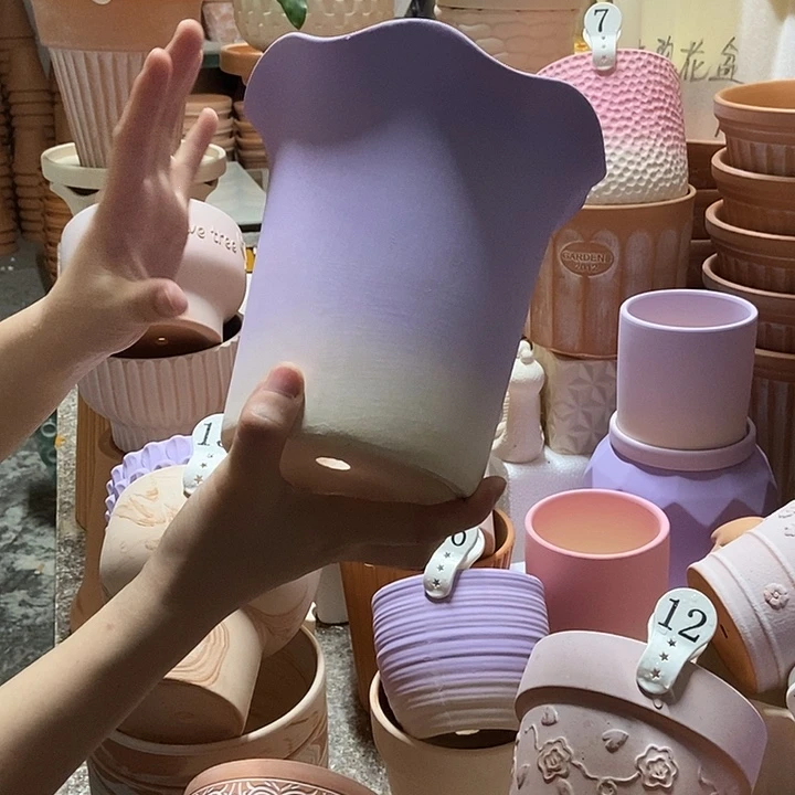 18×18渐变紫花边盆 1个