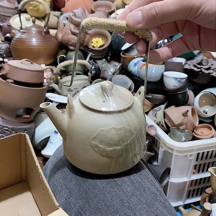 瓷片荷花的小尾巴真的好可爱呜呜好