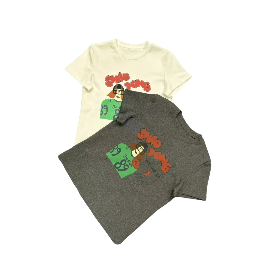 150垒球女孩印花T恤