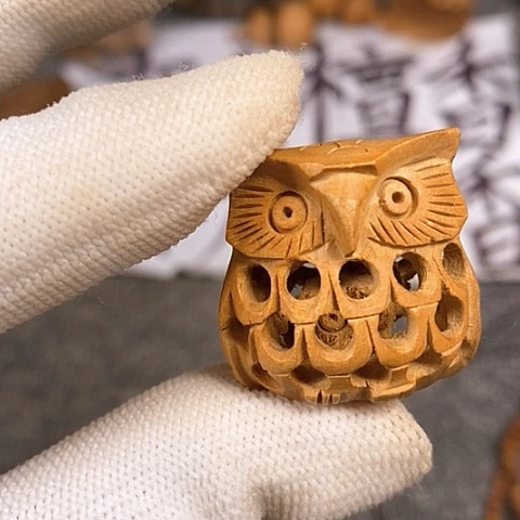 檀香木吊坠巫**渺老山檀香手工雕刻猫头鹰