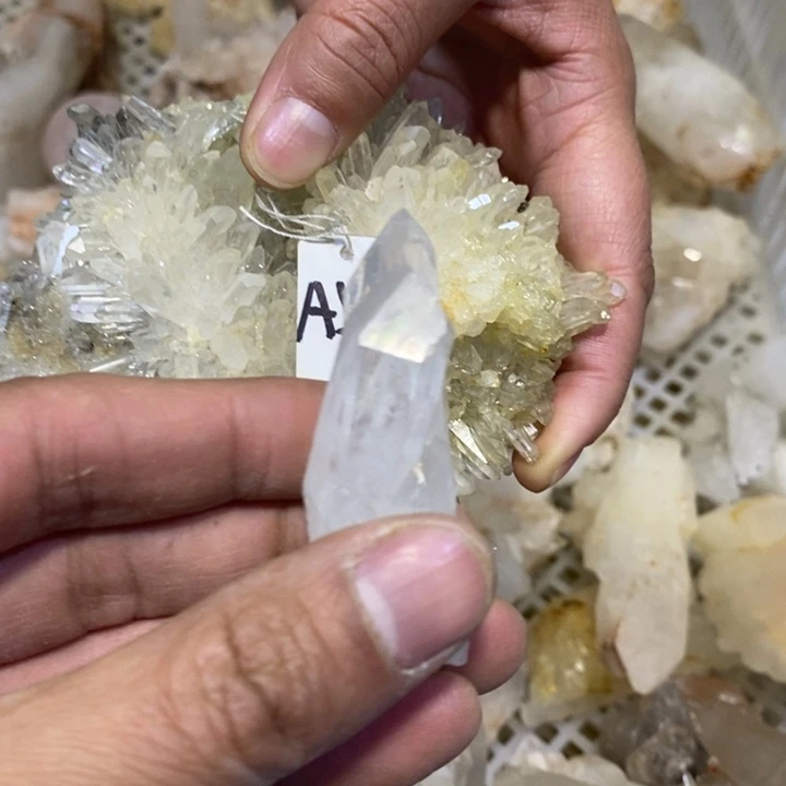 水晶水晶原石摆件未镶嵌解**馆