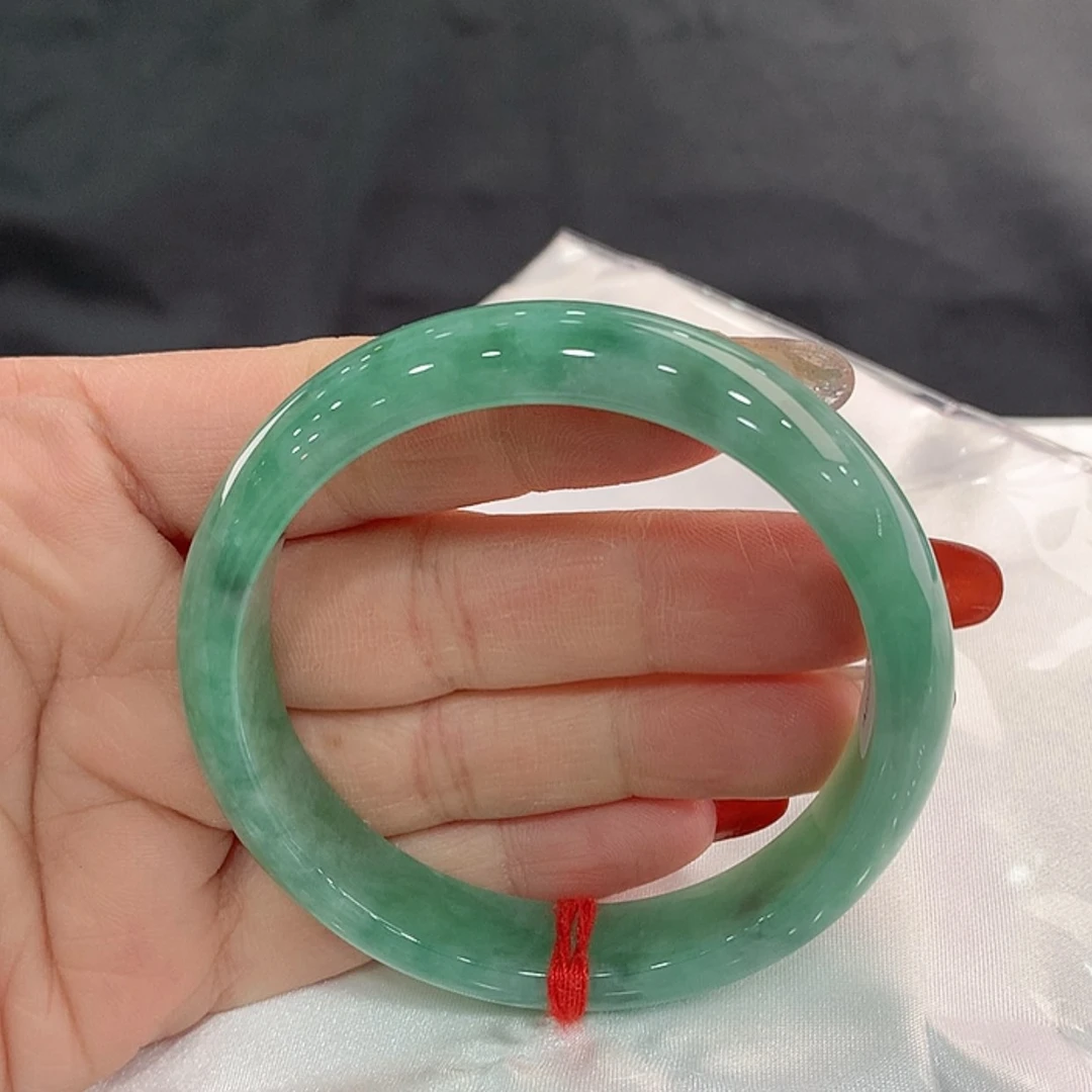 【闪购商品】翡翠手镯未镶嵌57，56/57