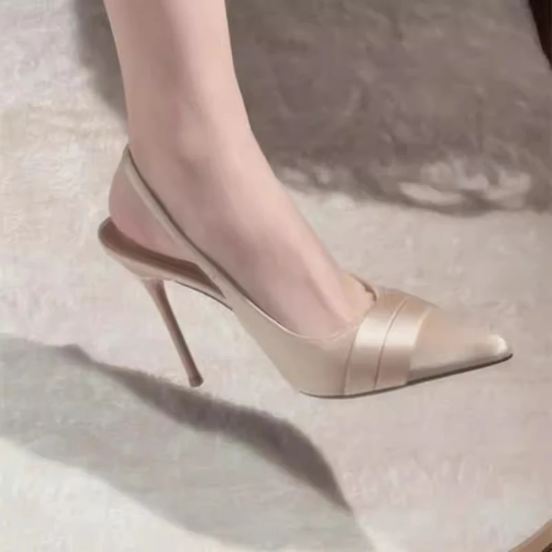 香槟色尖头高跟鞋女细跟2025新款法式气质单鞋一字带后空包头凉鞋