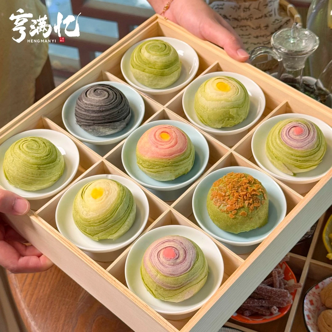 手工酥皮月饼龙井茶酥传统中式糕点伴手礼中秋月饼礼盒装送礼糕点