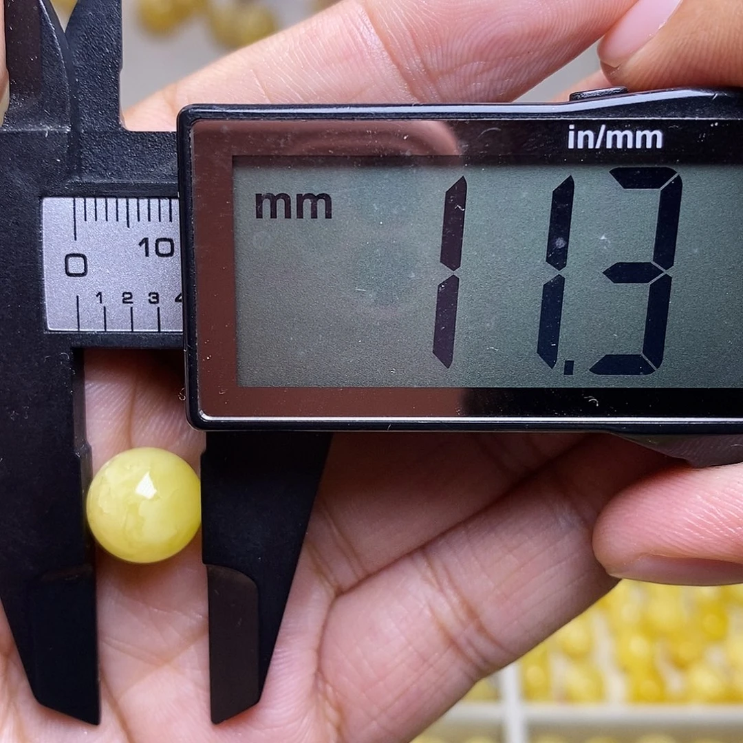 裸石琥珀未镶嵌蜜蜡圆珠