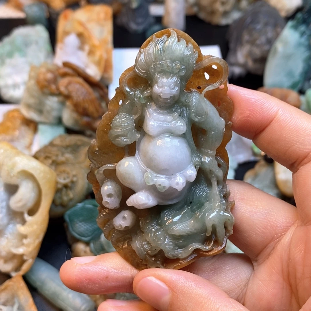 熙***泉未镶嵌定制翡翠特色