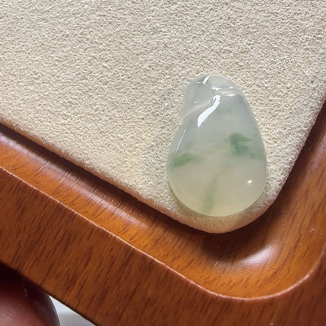 翡翠未镶嵌颈饰19.7*13*4冰飘花钱袋