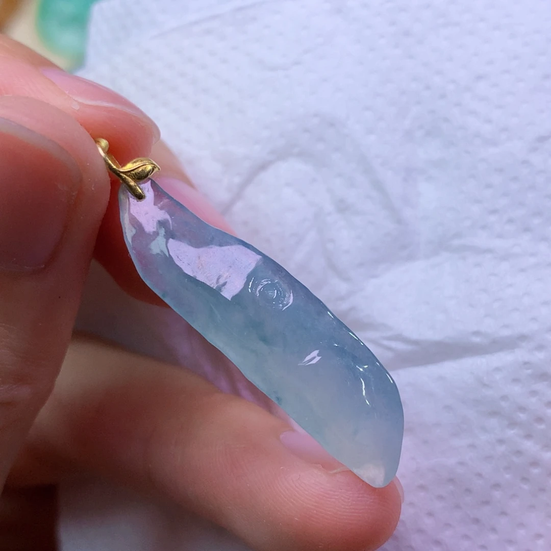 翡翠未镶嵌吊坠(不含链) 3632