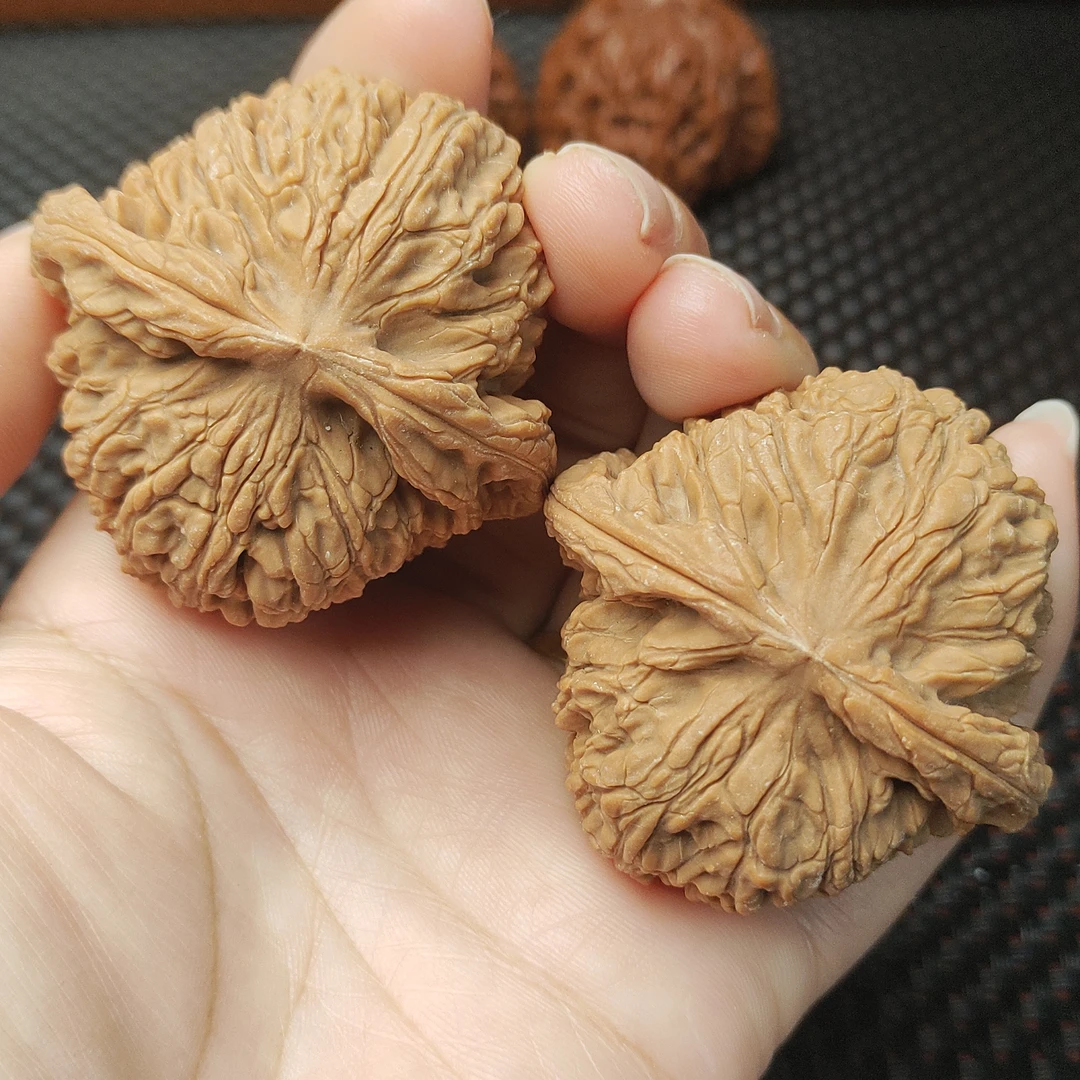 文玩核桃50➕全品球疆