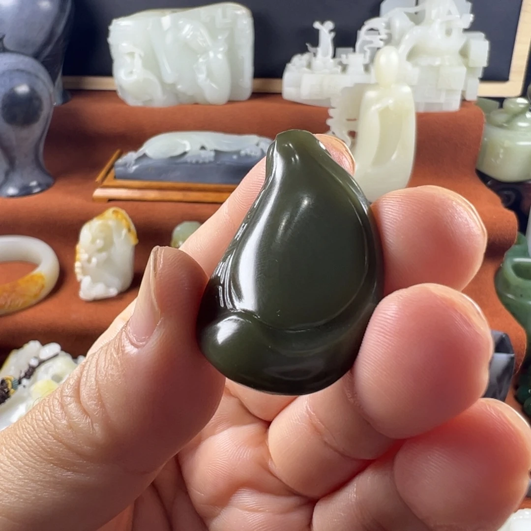和田玉（青玉）未镶嵌颈饰