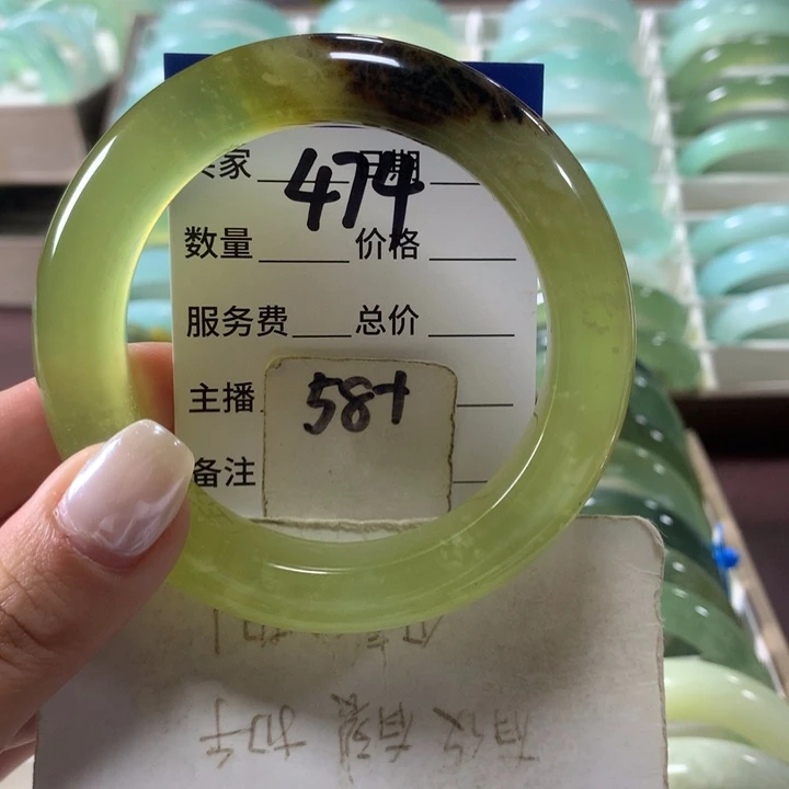 未镶嵌蛇纹石玉手镯474