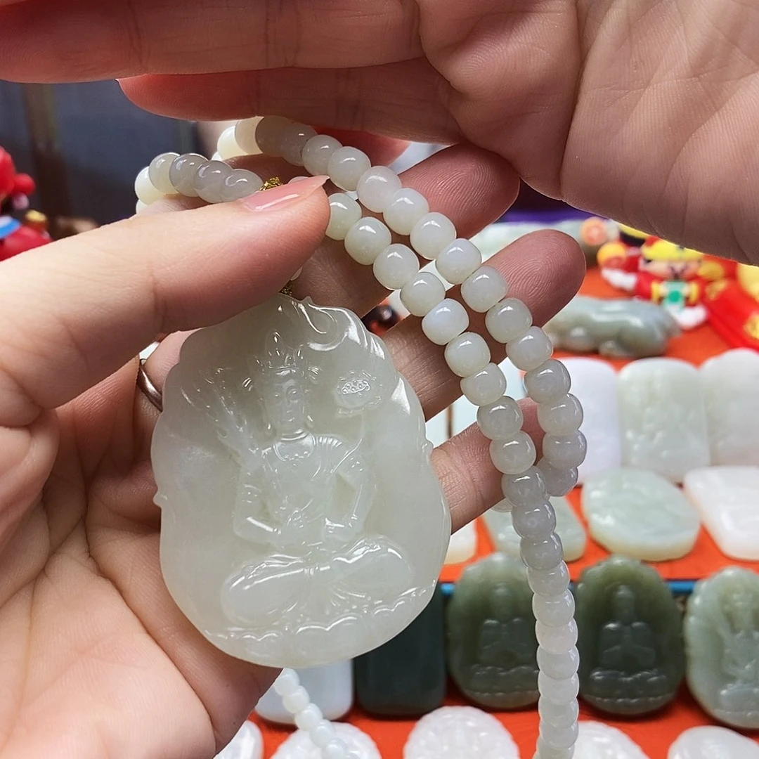 颈饰未镶嵌和田玉注*