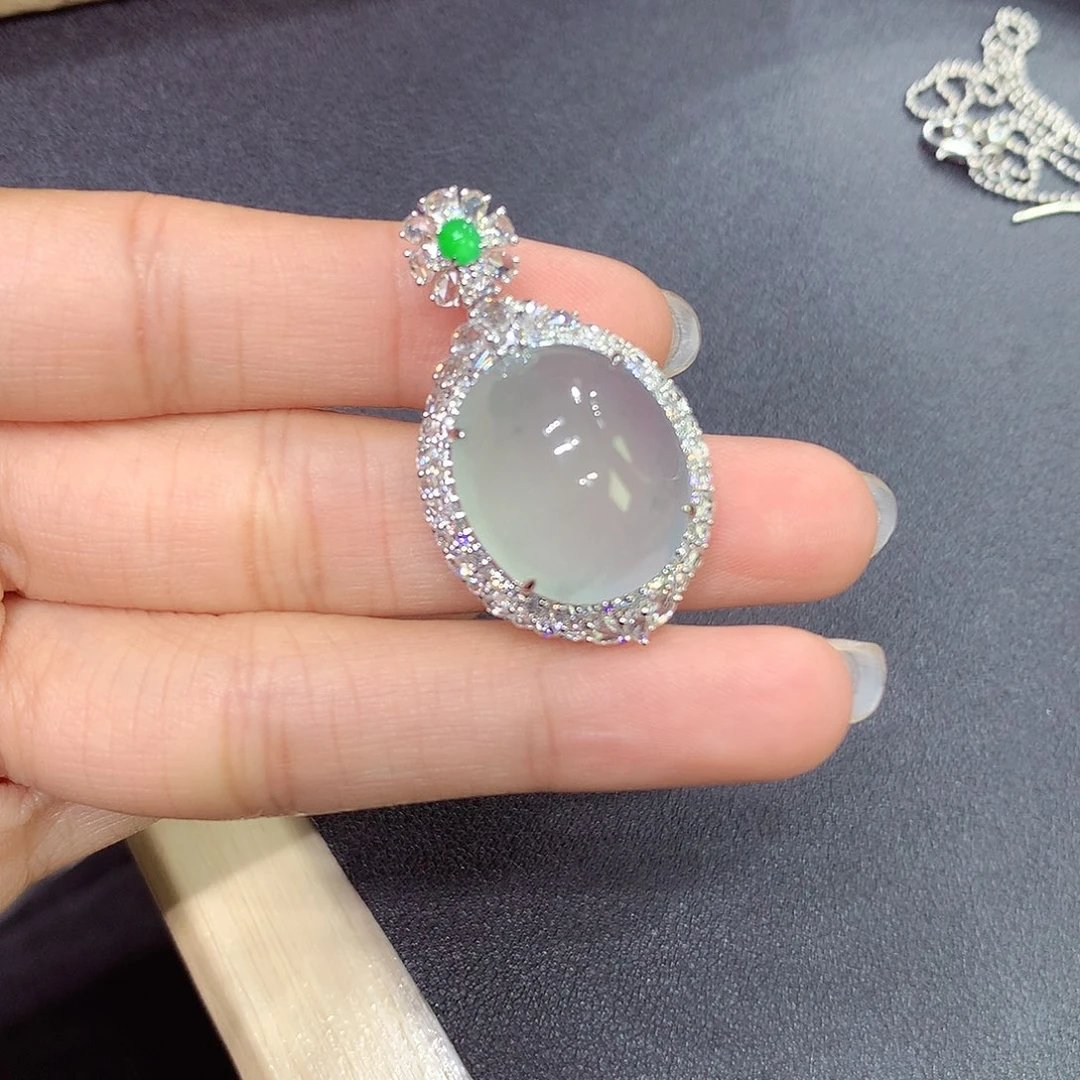 翡翠18K金镶嵌吊坠(不含链)