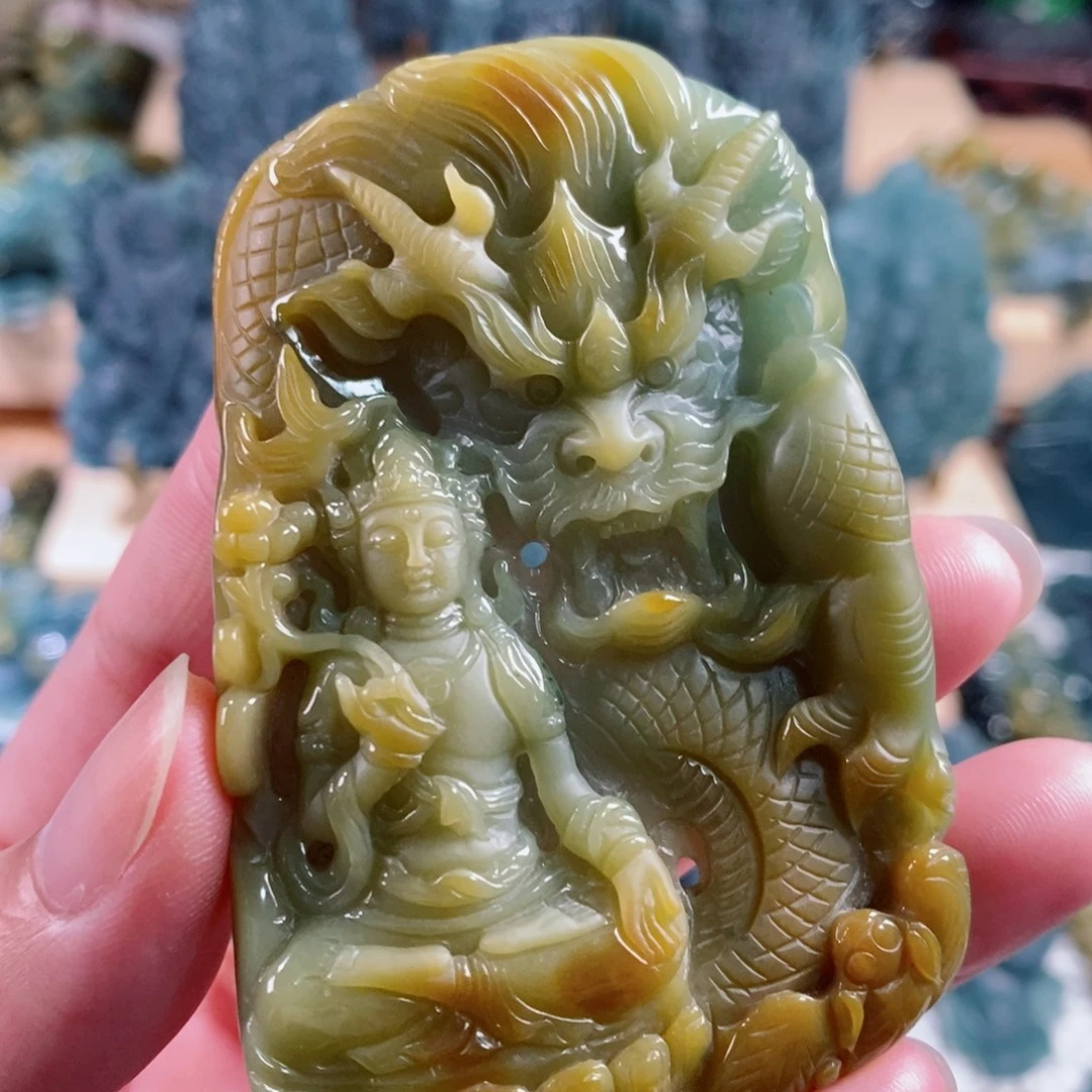 翡翠未镶嵌颈饰大势至菩萨