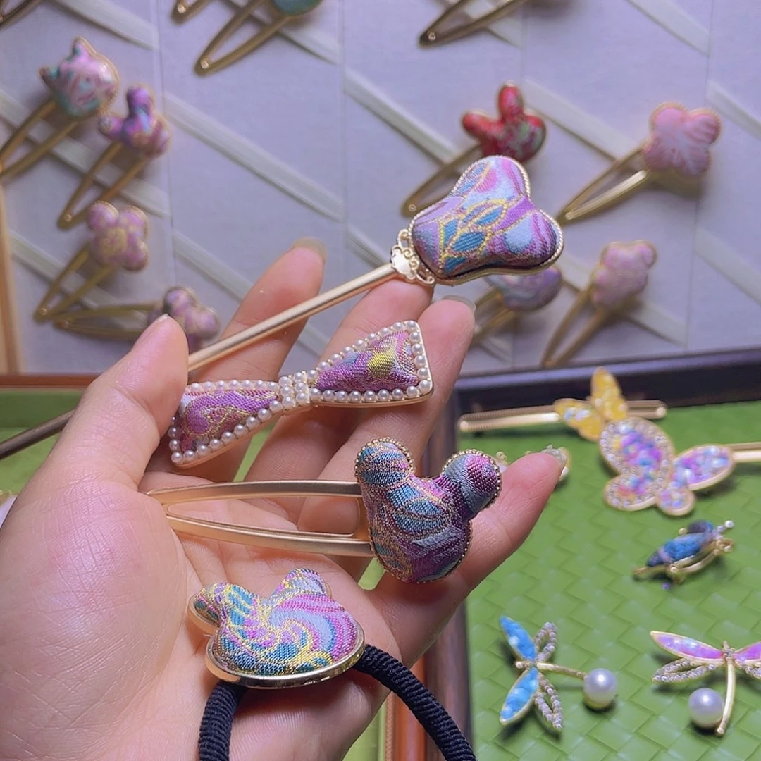 中式风格和夹子不退换