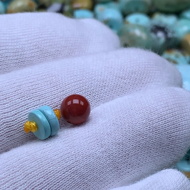 南红玛瑙未镶嵌珠宝奇石
