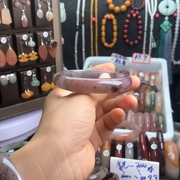 石英质玉手镯未镶嵌淳****）