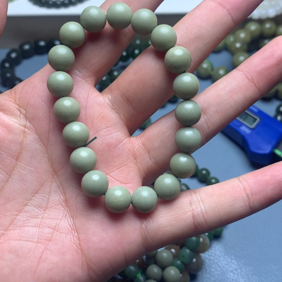 手链未镶嵌和田玉