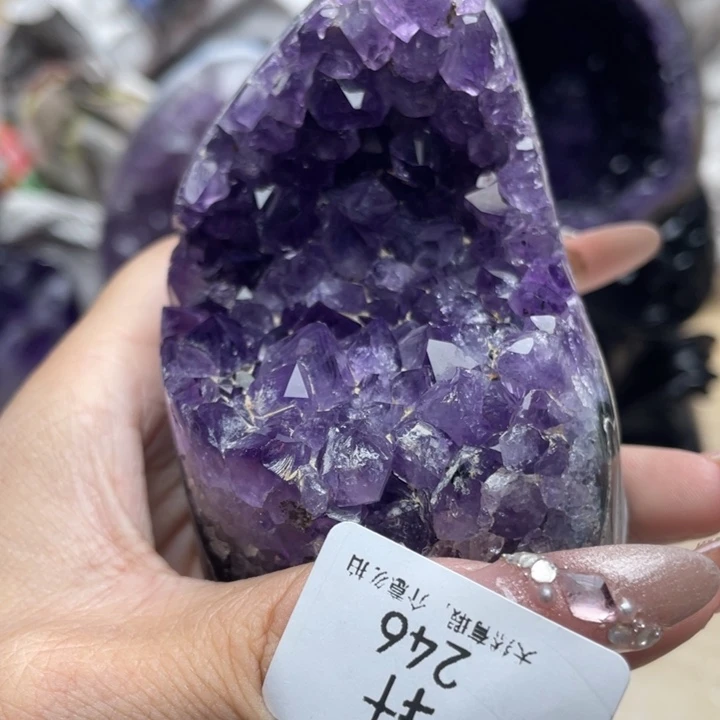 未镶嵌紫晶大型摆件（非配饰）